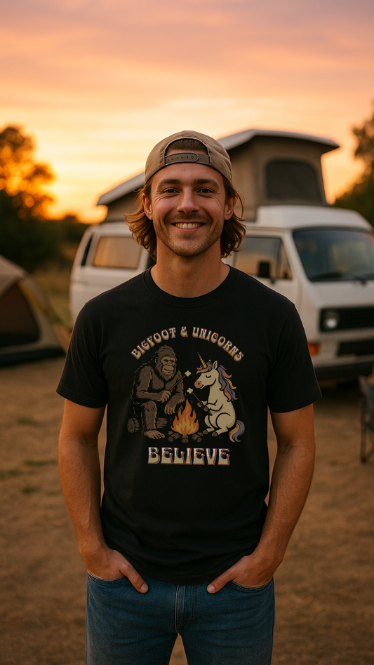Bigfoot & Unicorns – Believe - Premium T-Shirt