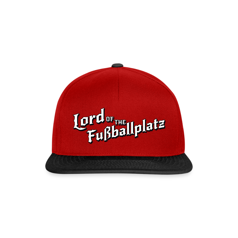 Lord of the Fußballplatz – Der einzig wahre Herr der Kreisliga - Snapback Cap - Rot/Schwarz