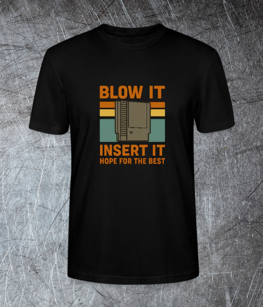 🕹️ Retro Gaming T-Shirt – Blow It Insert It Hope for the Best | 80s Konsole
